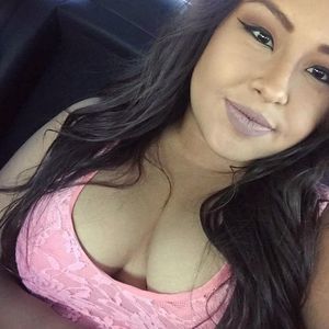 Meet your Posher, Alejandra